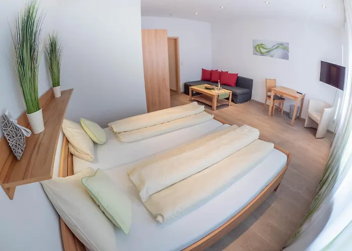 - Restaurant - Metzgerei Sonne Szálloda Loffenau